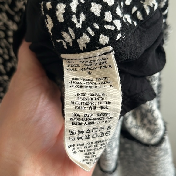 Free People flowy deep v-neck midi dress with keyhole and button detail - Picture 12 of 12